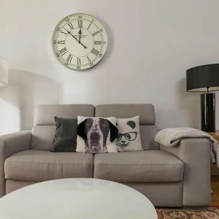 Amplio Y Confortable En El Casco Viejo Con Parking Privado Appartamento