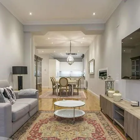 Amplio Y Confortable En El Casco Viejo Con Parking Privado Διαμέρισμα